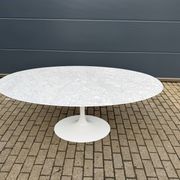 Original Knoll Tulip oval dining table (198cm) Carrara marble