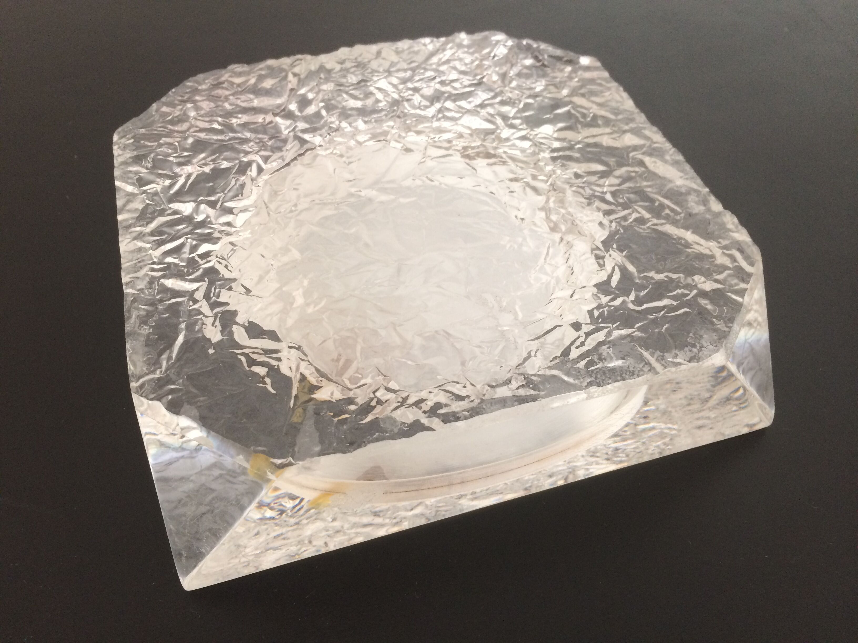 Ashtray in the 1970s altuglas