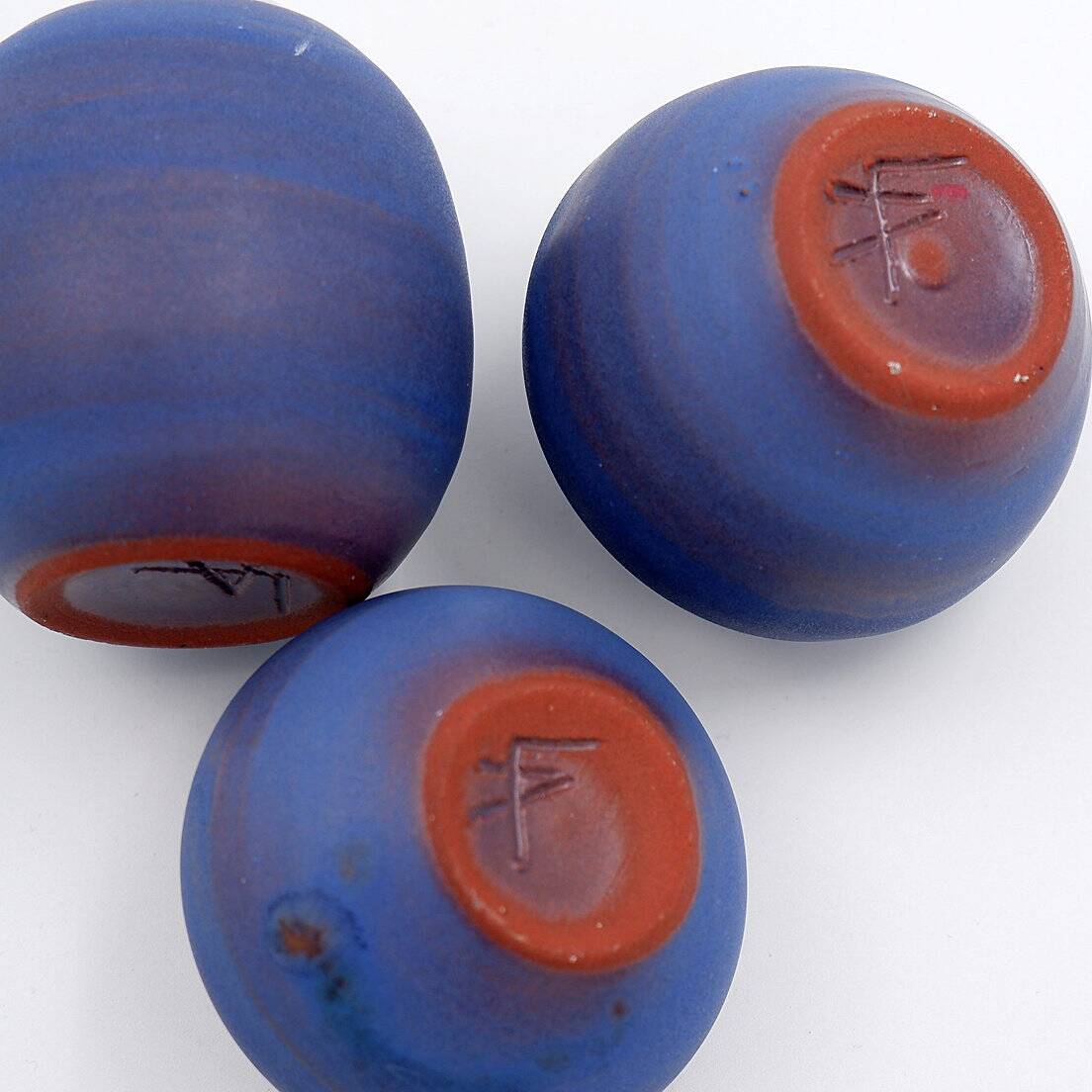 Set of 3 vintage blue miniature ceramics by Antonio Lampecco - Belgium