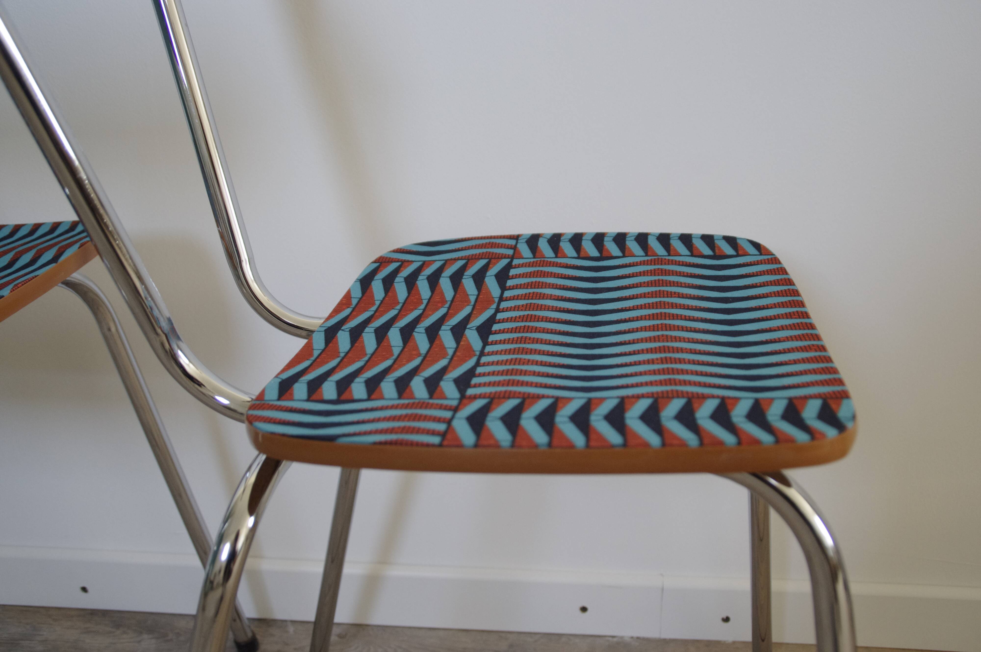 Paire de chaises en tissu