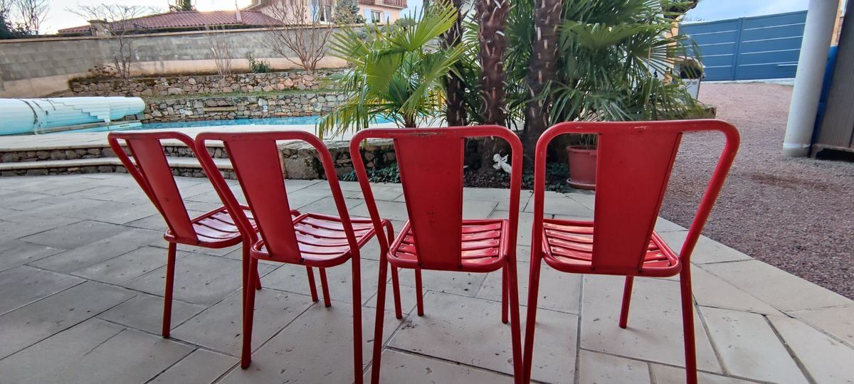 Chaises tolix modèle T4