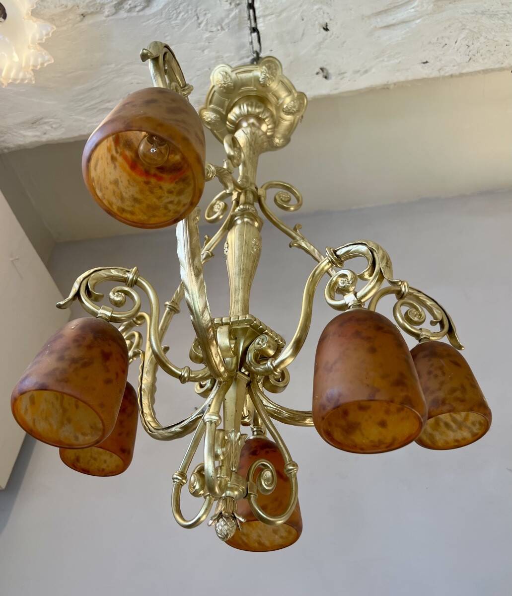 Art Deco tulip chandelier Daum