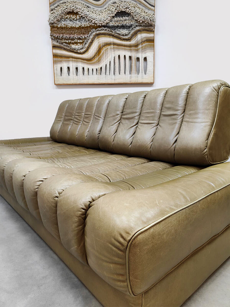 Vintage DS-85 leather daybed sofa De Sede