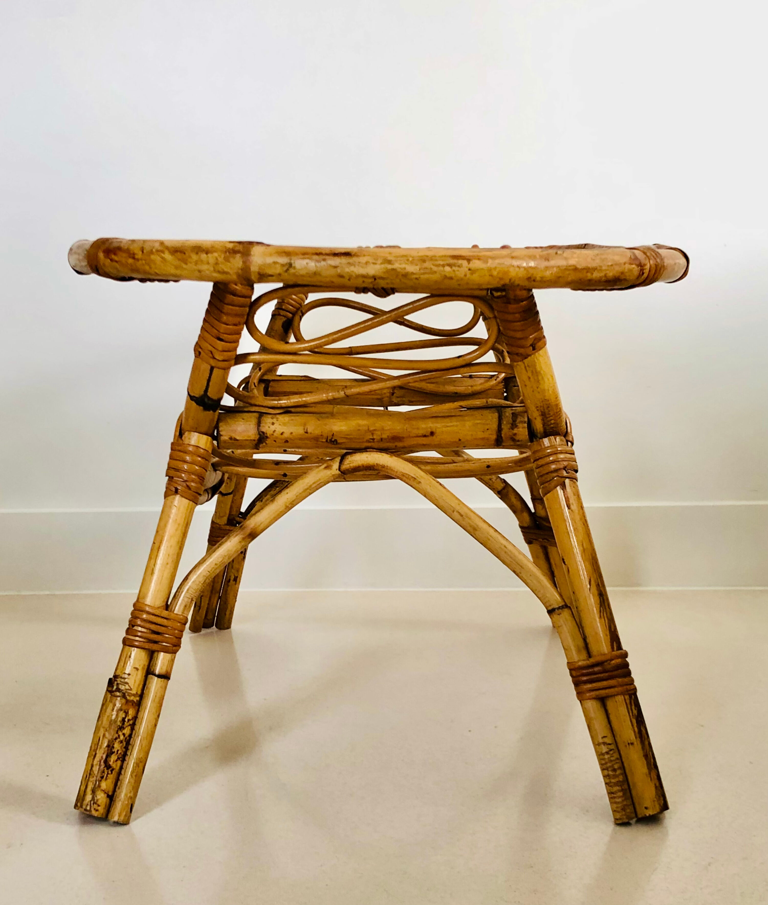 Oval rattan coffee table, Italy 50s