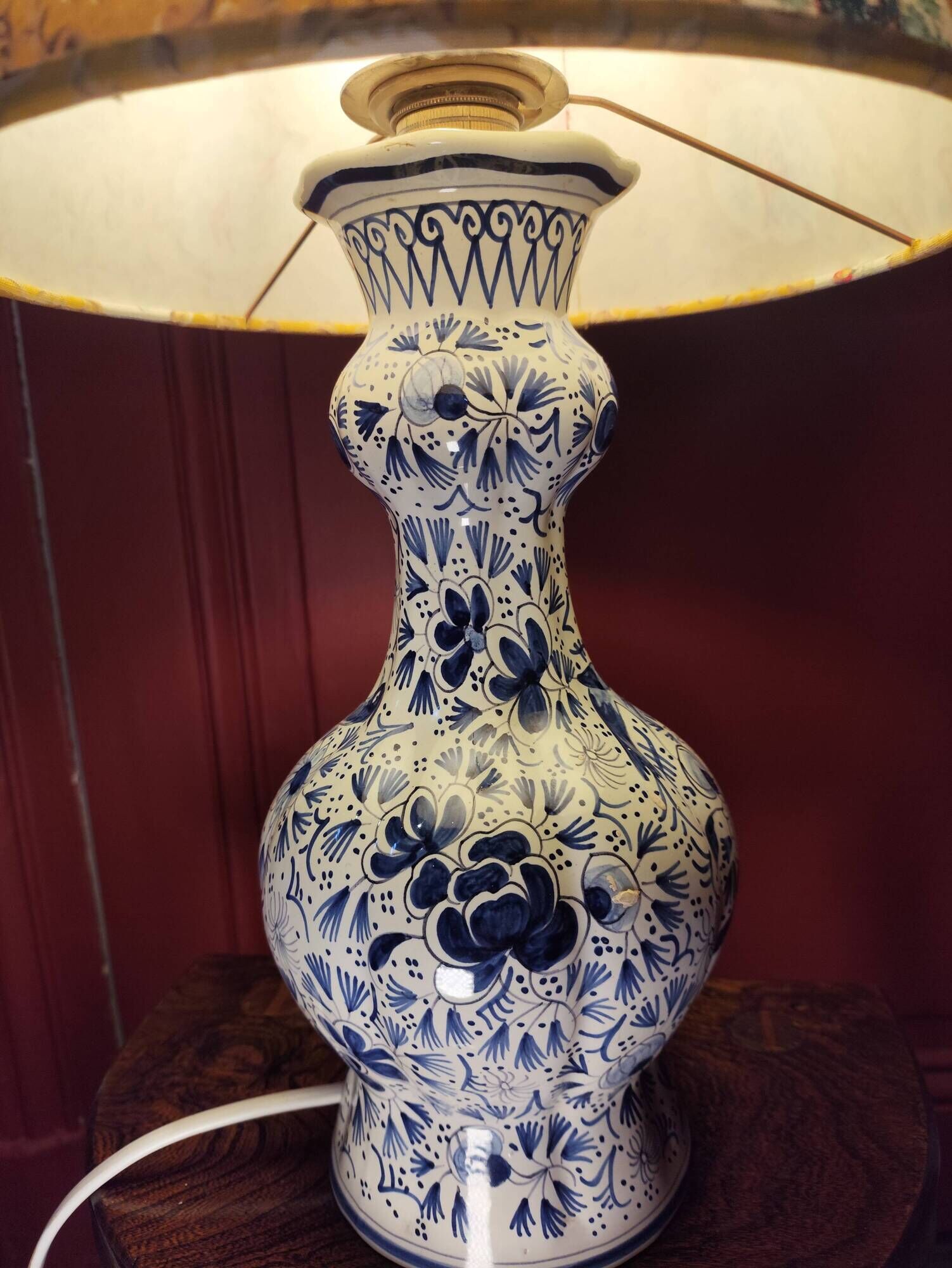 Delft-style ceramic desk lamp, France, 1960.