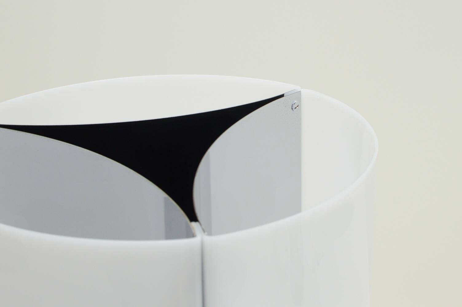 Model 526/p table lamp by Massimo Vignelli for Arteluce, 1960s Italy.