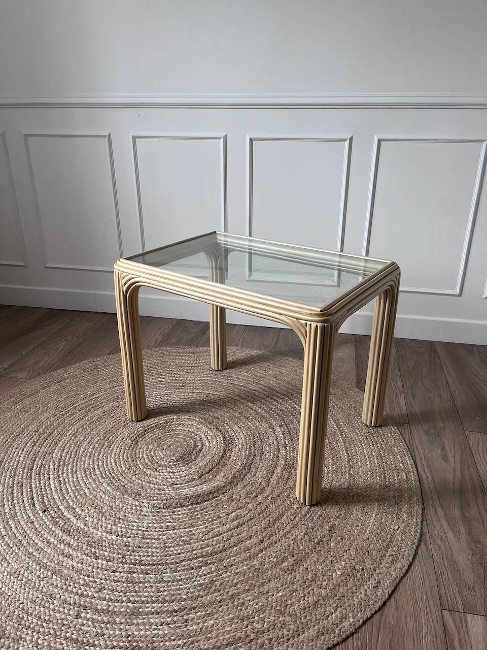 Table basse rotin doré