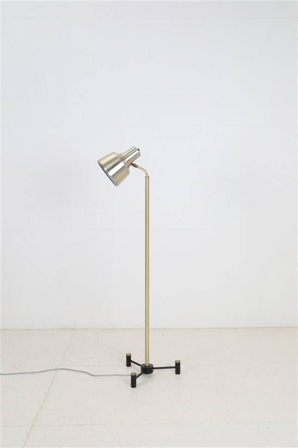 Dansa lamp / C. V. Østergaard floor lamp / reading lamp with "rocket" base / 1960s / 1970s / brass / Danish modern design