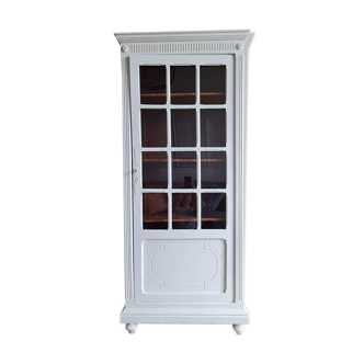 Glass-glazed Parisian wardrobe