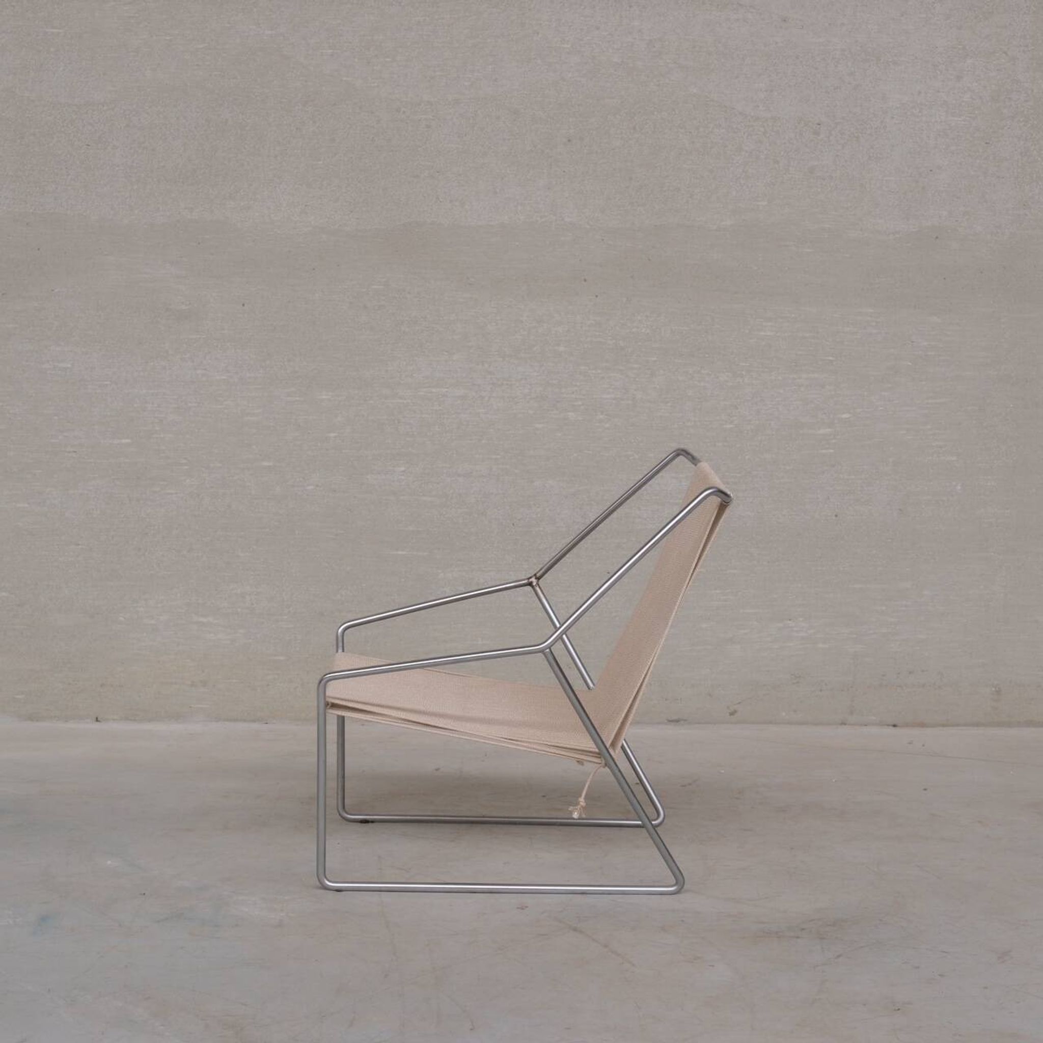 Paire de fauteuils en acier danois du milieu du siècle par Henning Flok