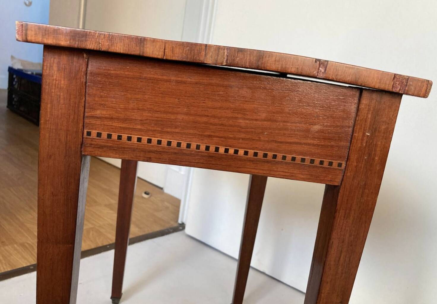 Very small mahogany veneer table from the early 20th century