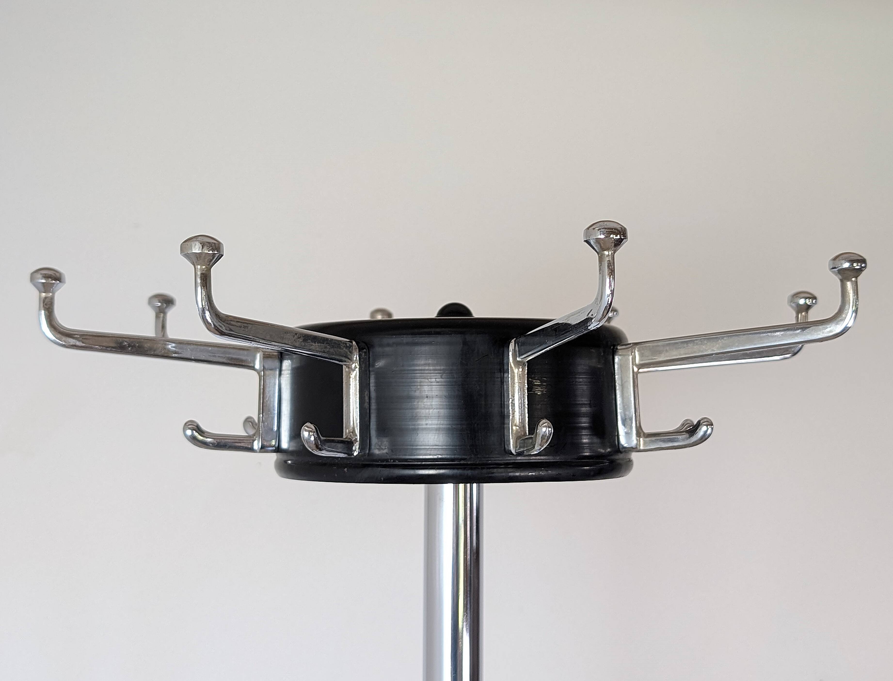 Chrome parrot coat rack