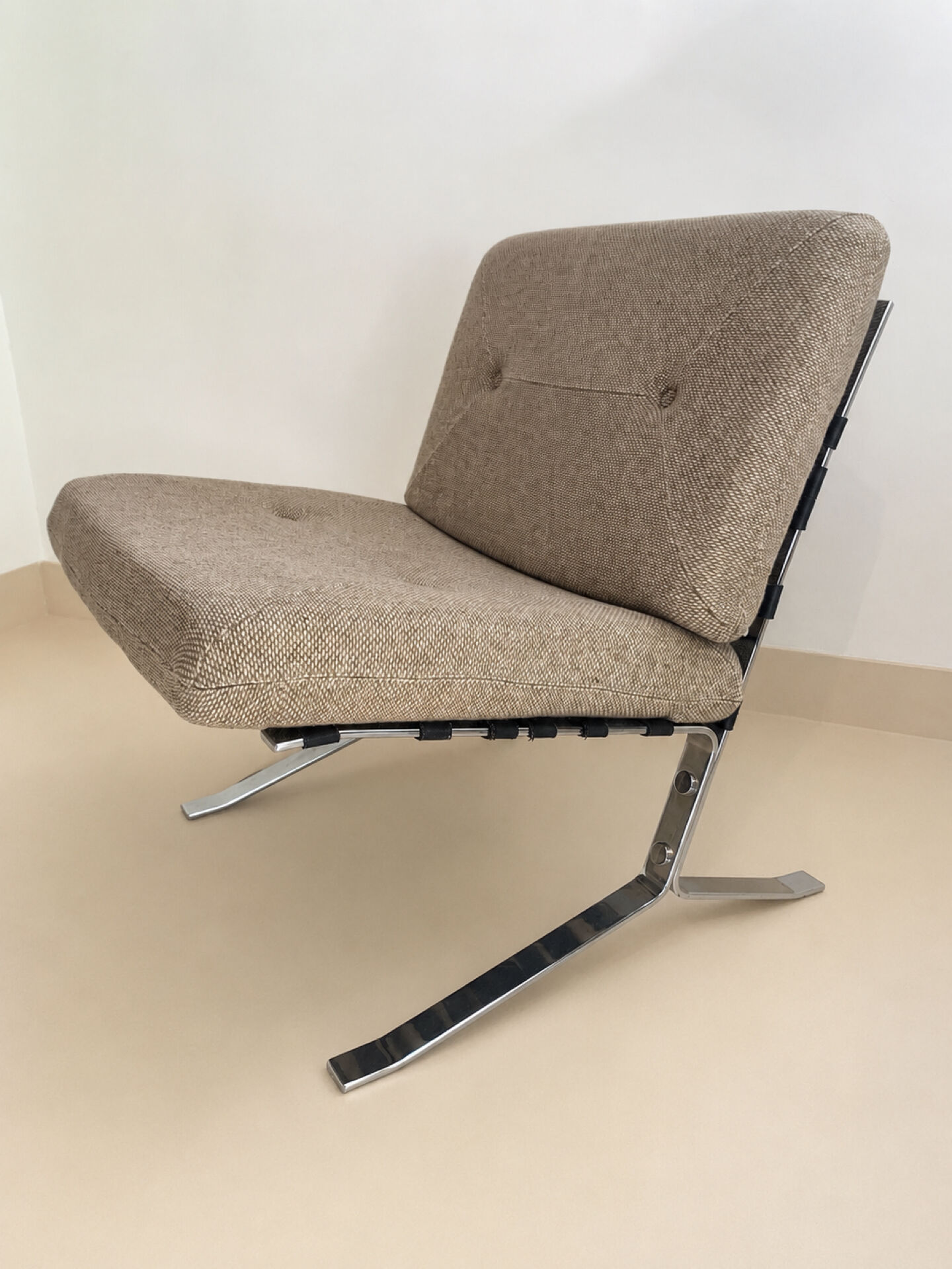 Paire de fauteuils Joker d’Olivier Mourgue
