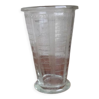 Verre doseur vintage