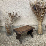 Walking stool feet in solid oak