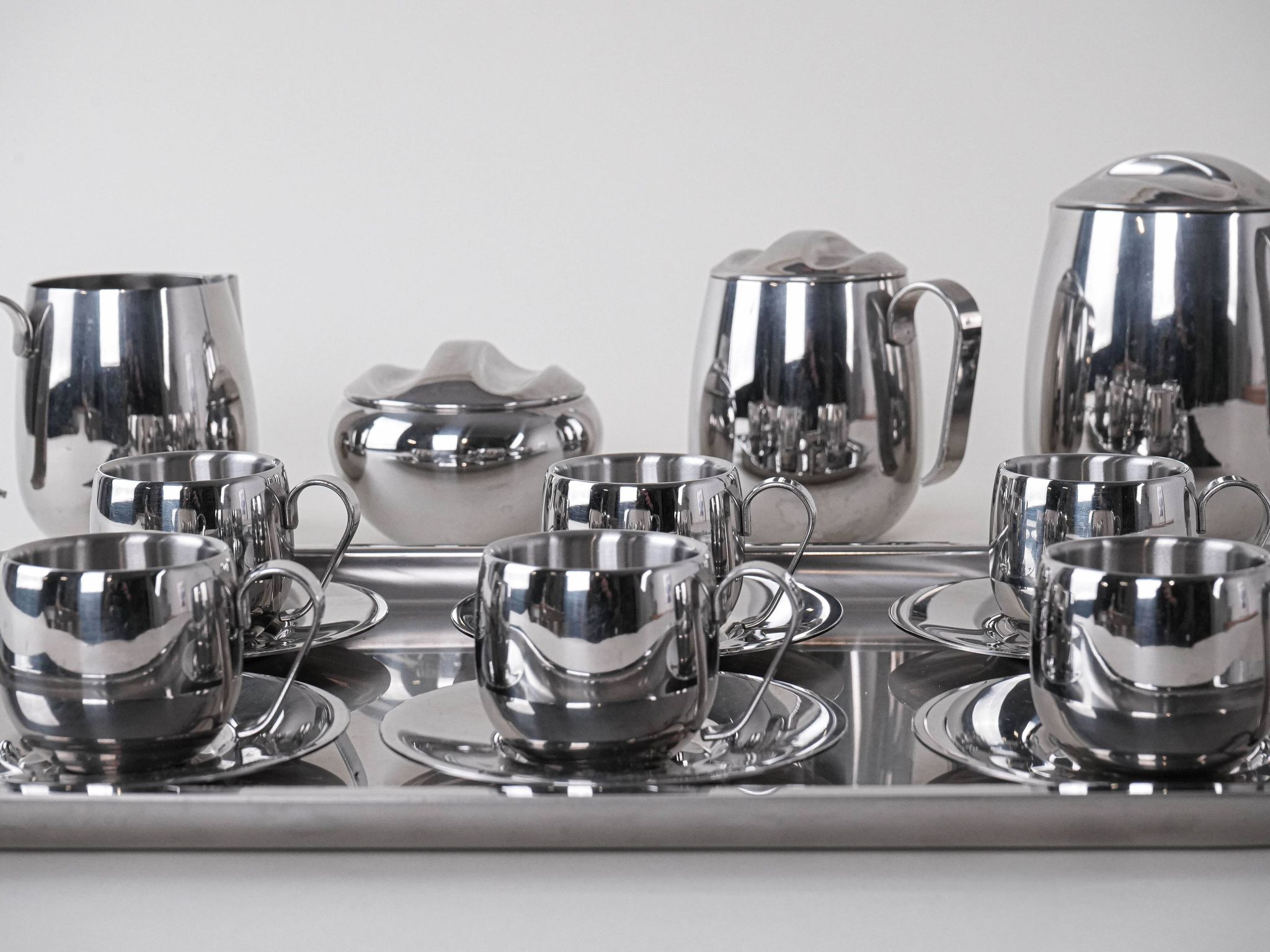 Service à café et à thé, design italien, années 1980, fabriqué en Italie.