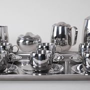 Service à café et à thé, design italien, années 1980, fabriqué en Italie.