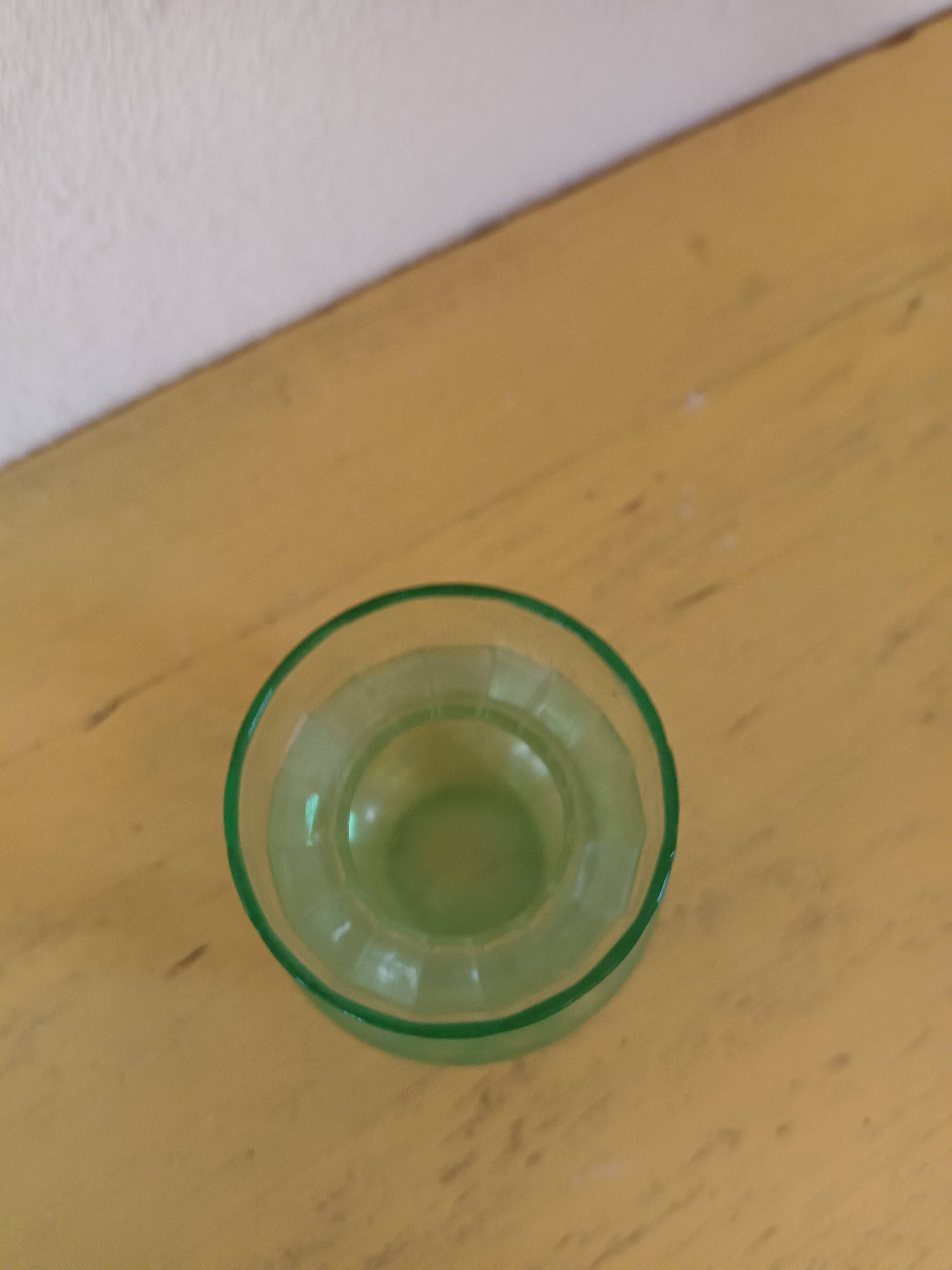 Glass vase