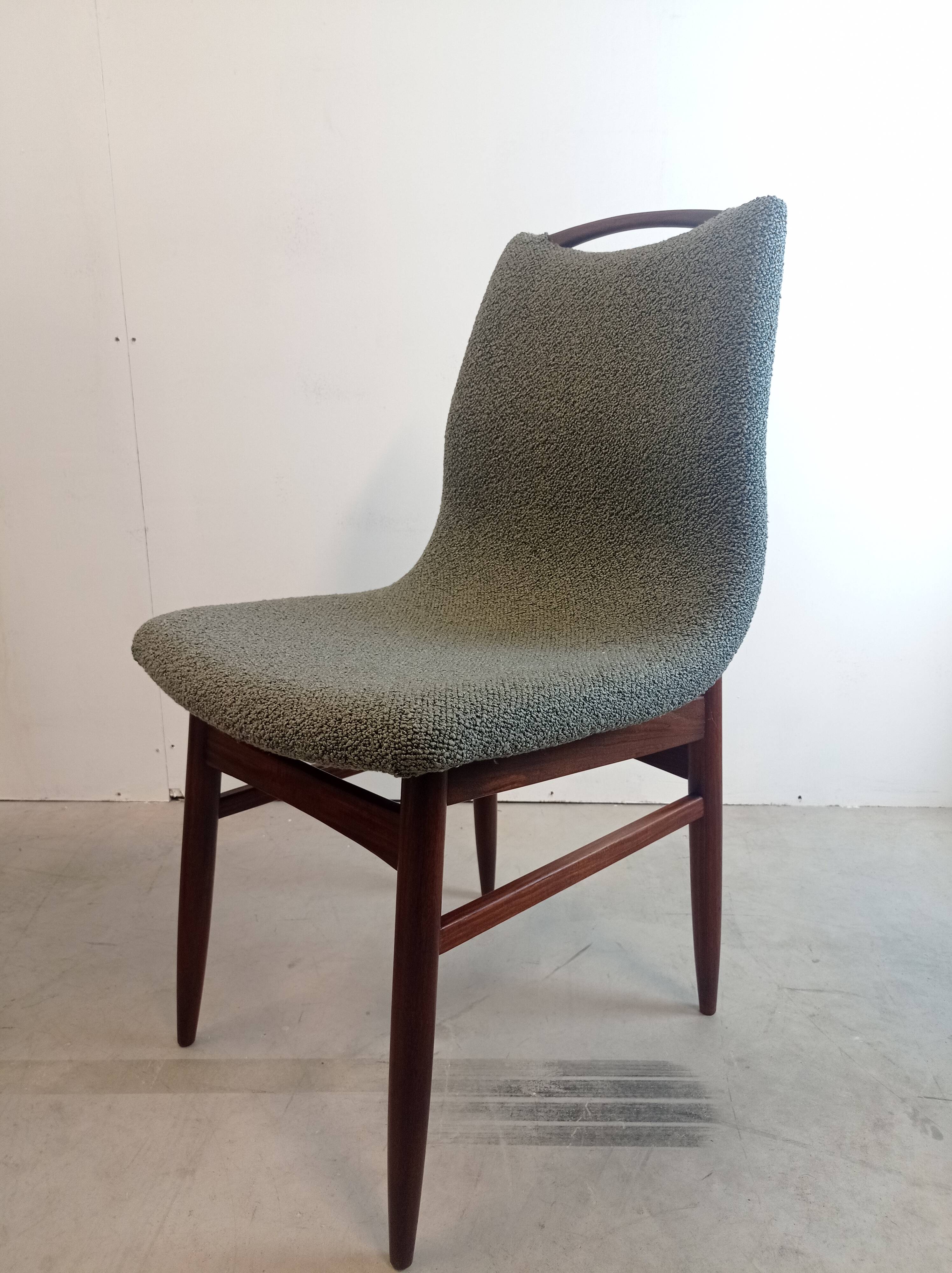 Set of 4 dining chairs 'Burgerwei' - new upholstery