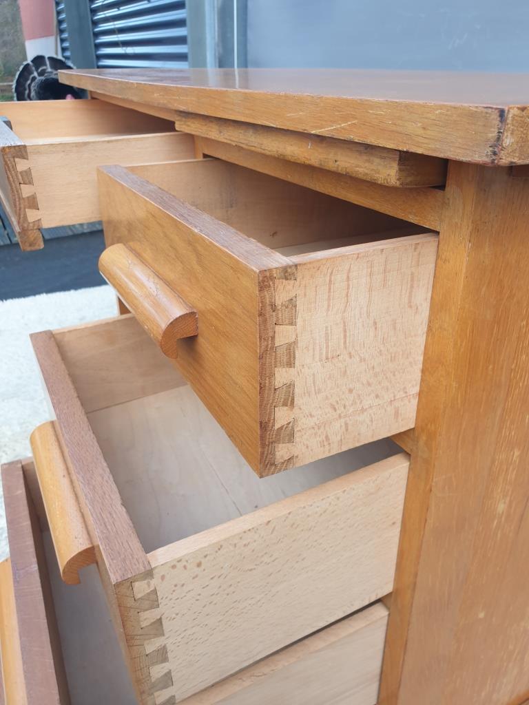 Desk 5 drawers 1 tablet vintage 1950