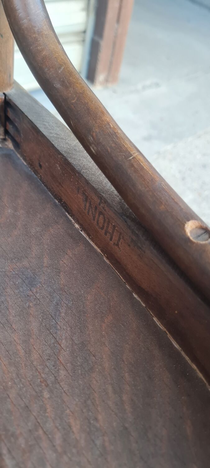 Set of 6 thonet bistro chairs