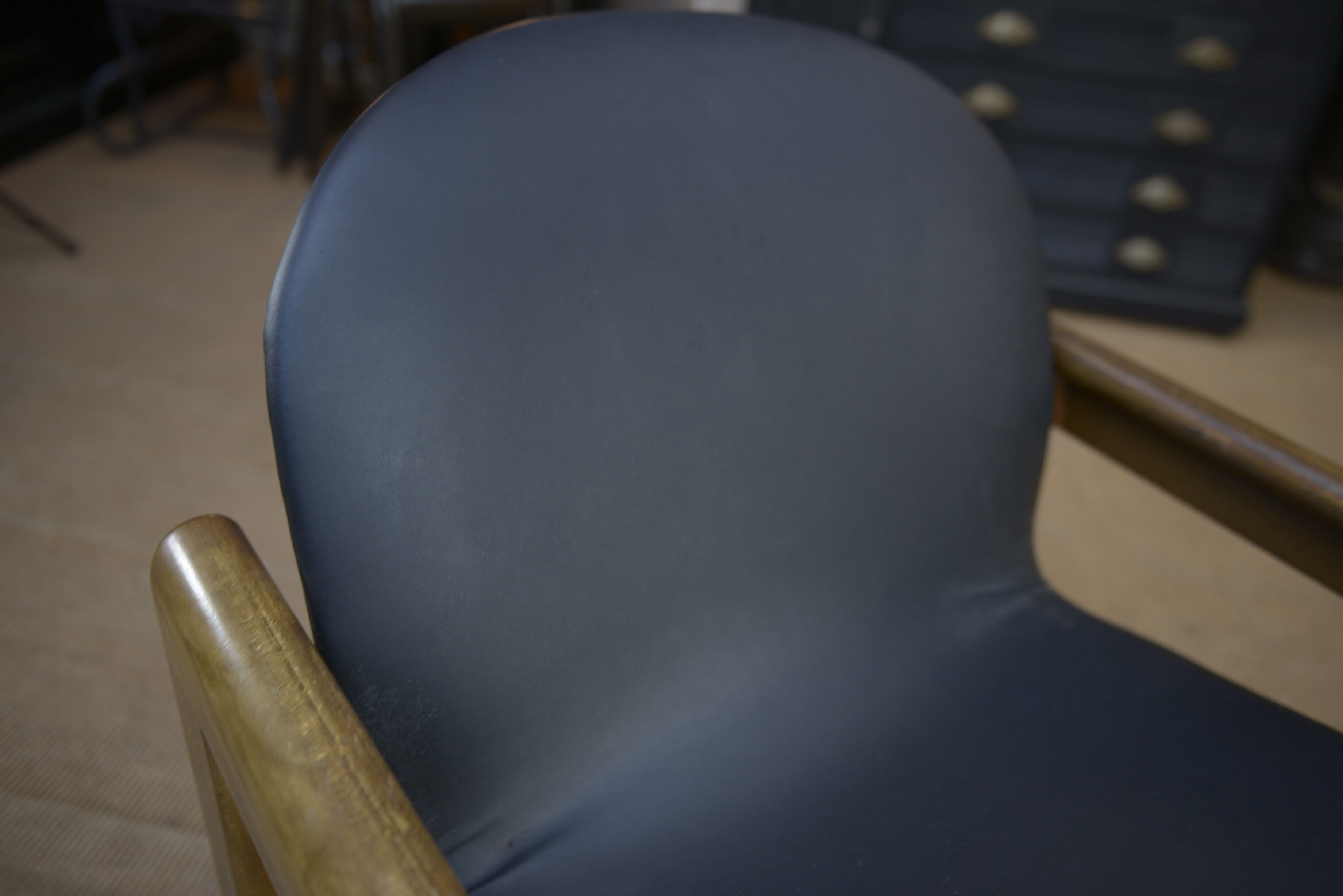Leather and beech armchair Vintage 1970