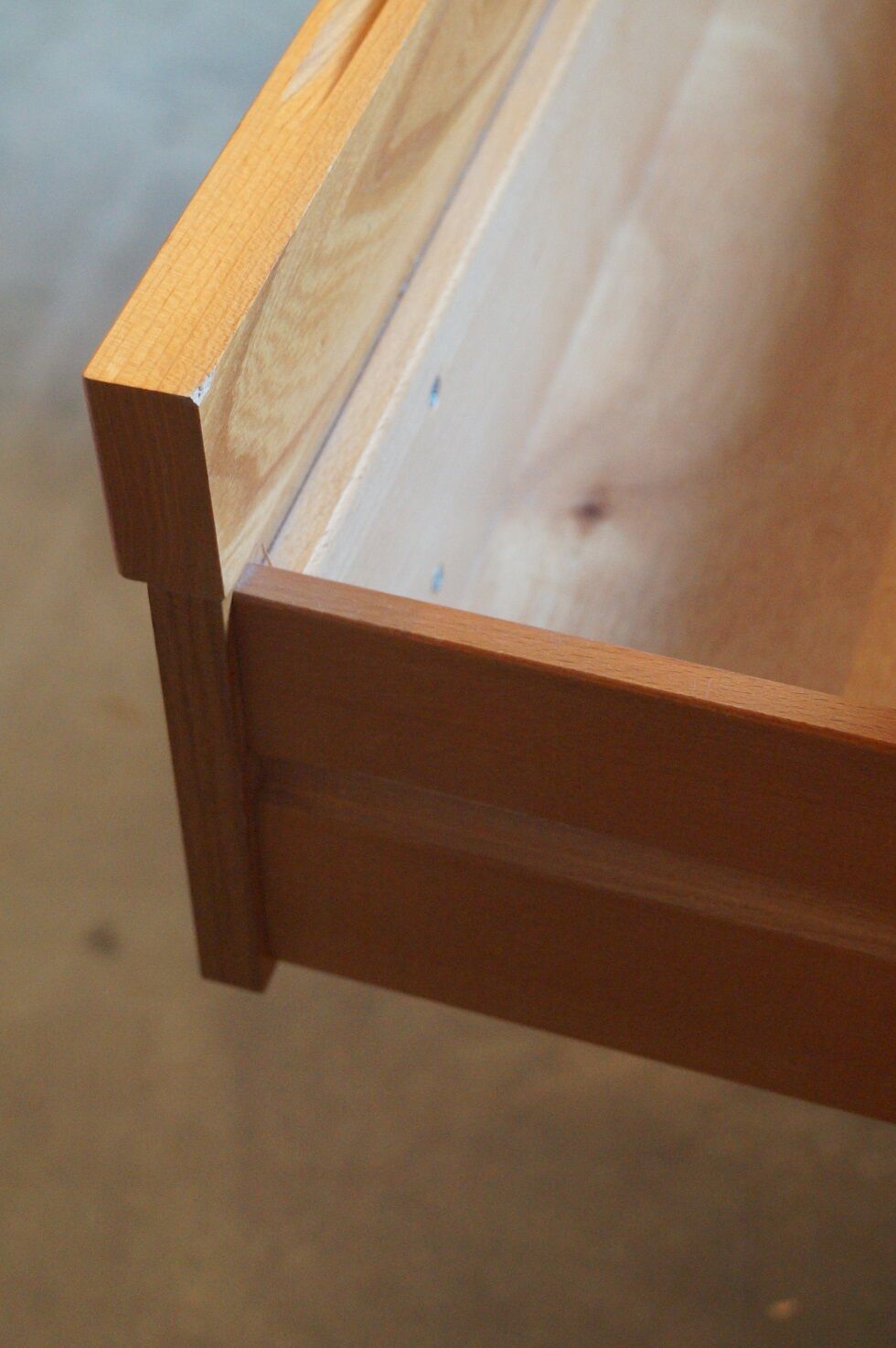 Commode Simat 1970 en orme