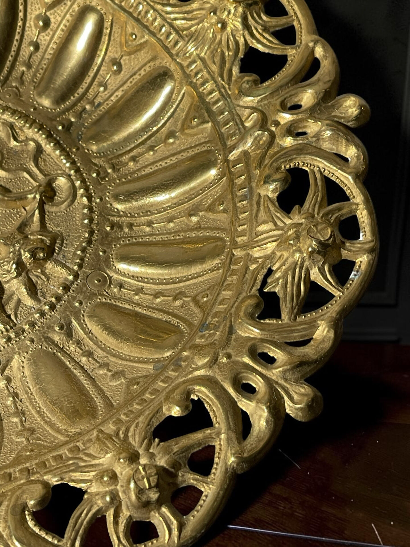 Footed fruit bowl in brass – relief mythological decoration – sty