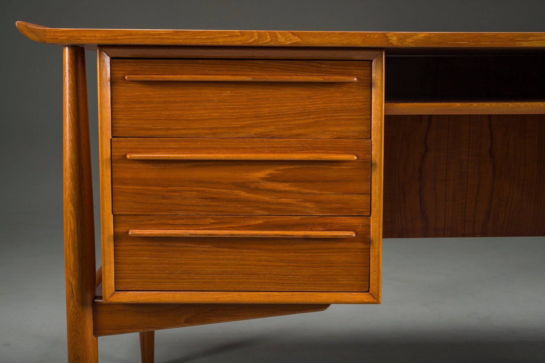 Mid-century Danish teak executive desk by Arne Vodder for H.P. Hansen, 1960s