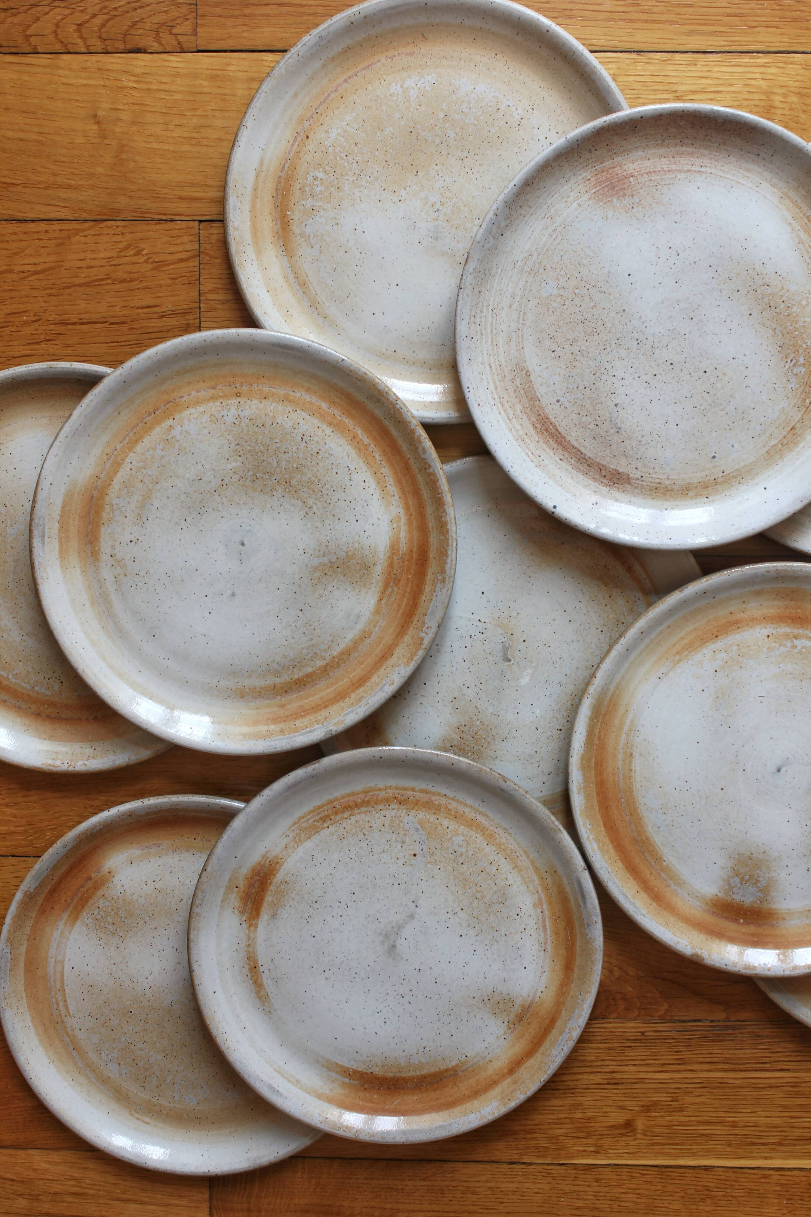 10 dessert plates in sandstone from the vintage 70s marsh