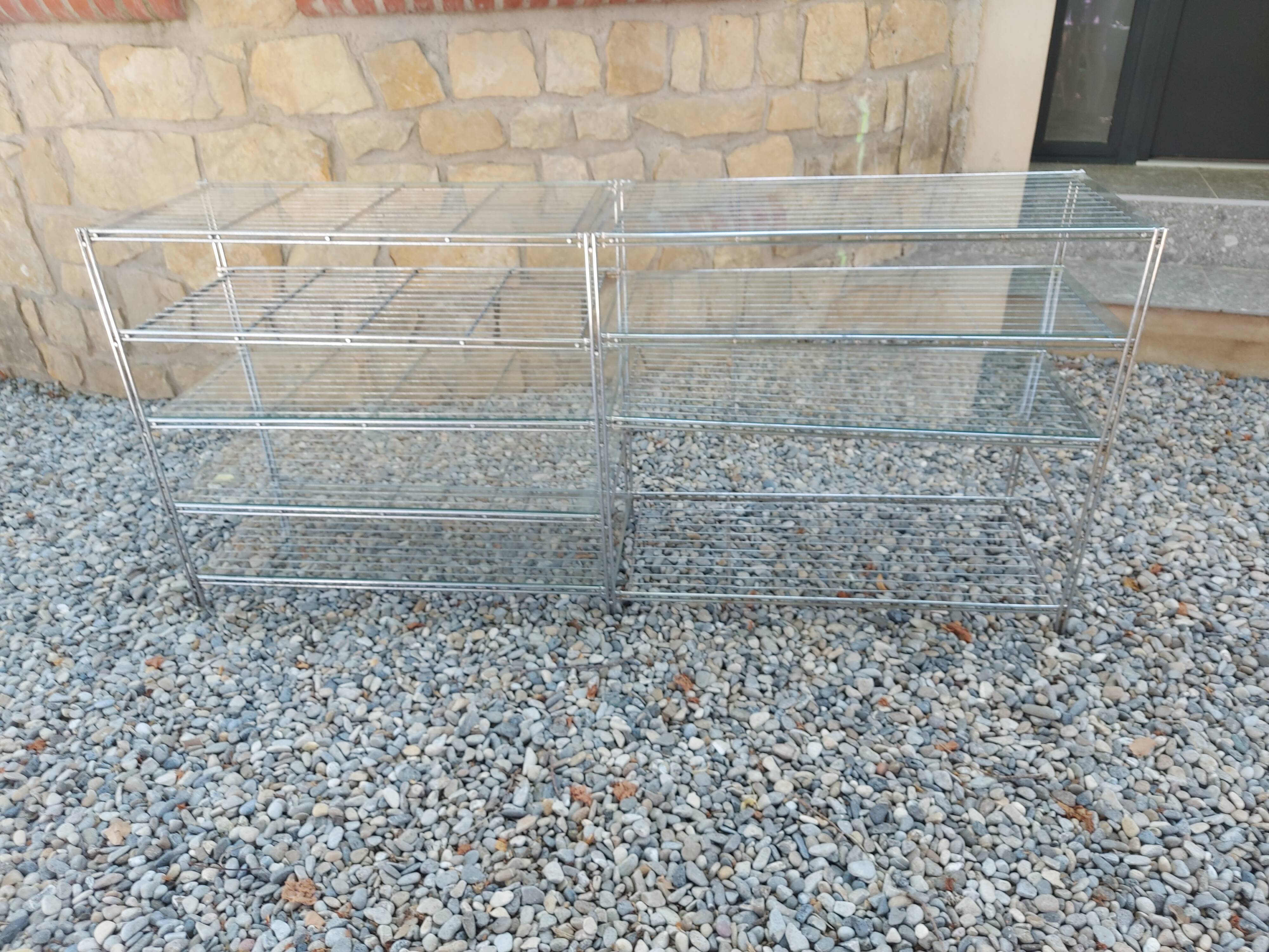 Etagère Ikea années 80 en acier chromé et verre par Niels Gammelgaard