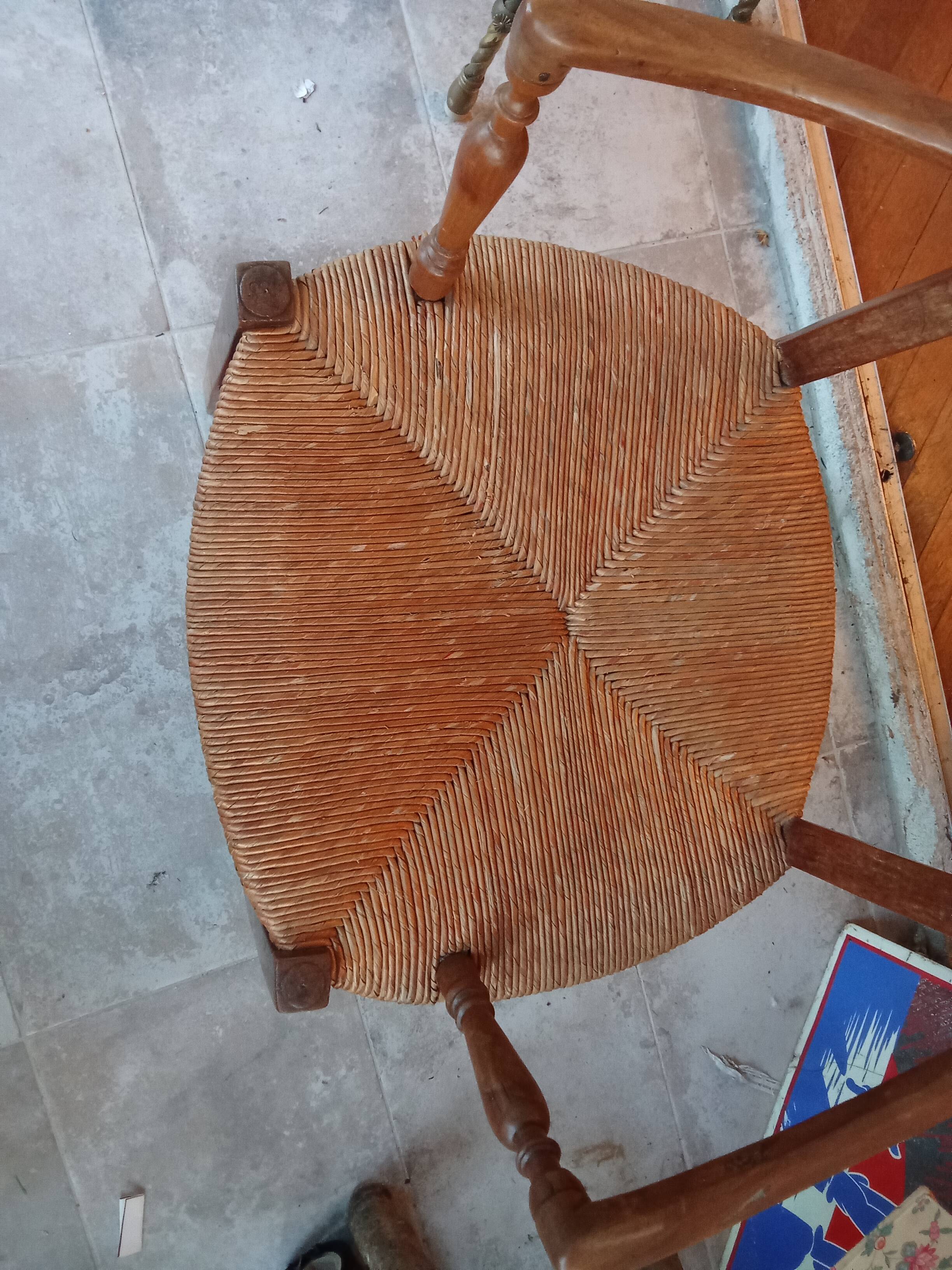 Old Provençal straw chair