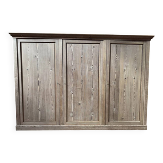 Large workshop wardrobe in pitch pine - Early 20th century