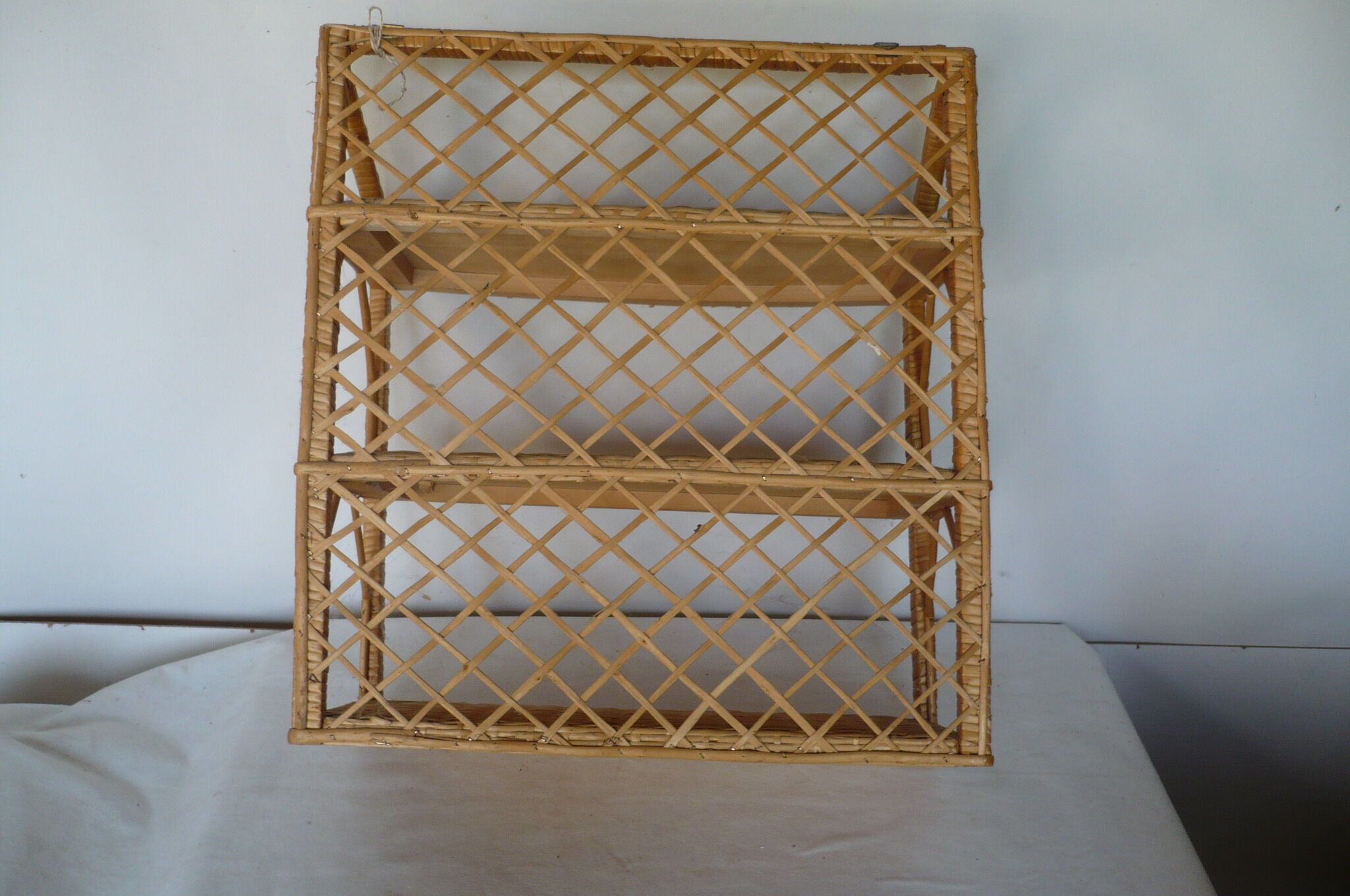 Wicker shelf