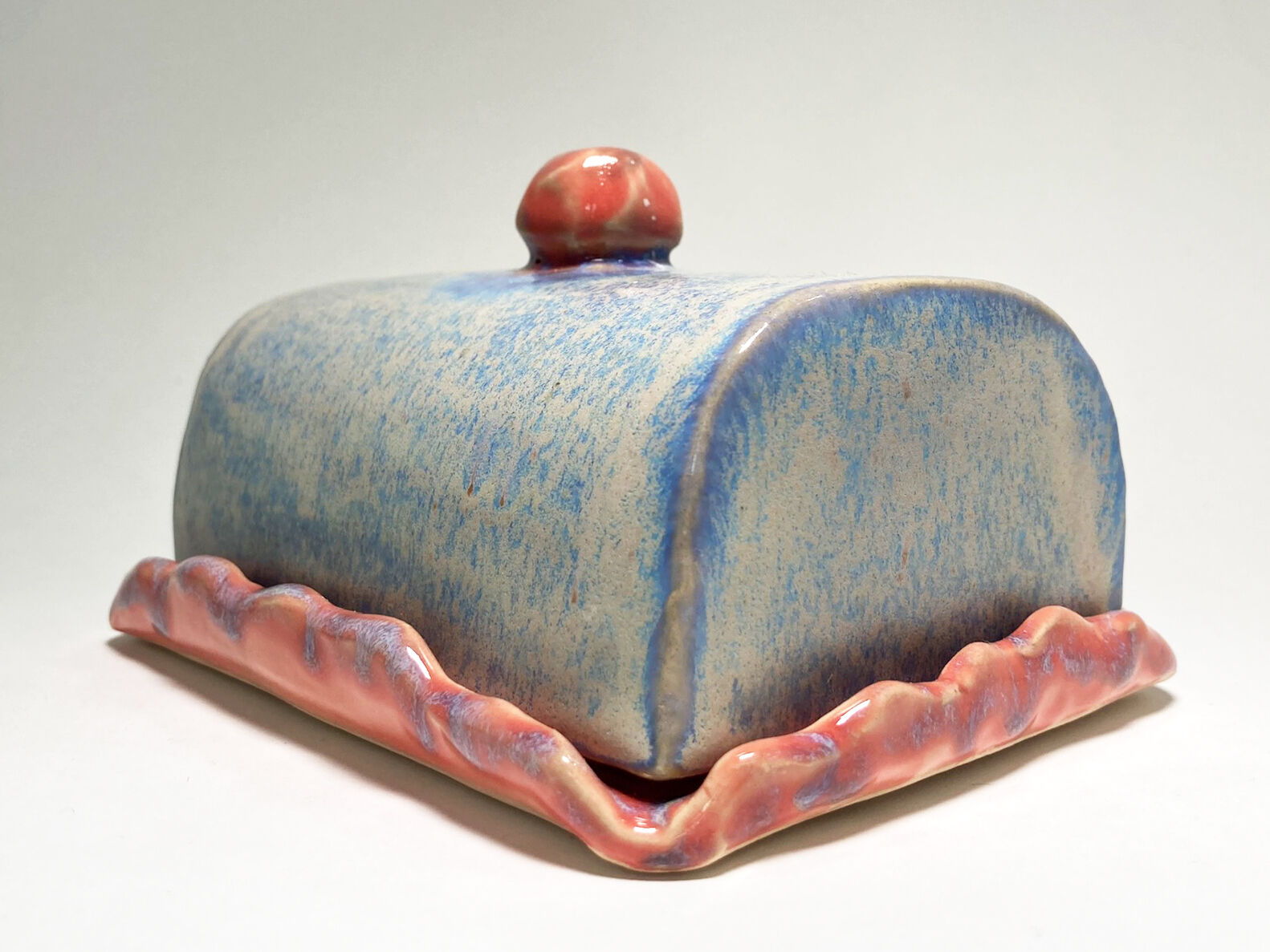 Blue and pink butter maker in ceramic