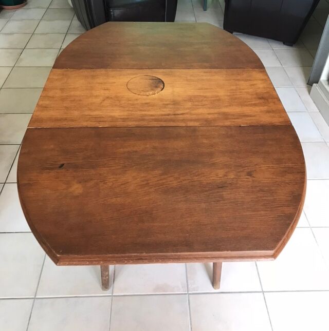 Convertible coffee table