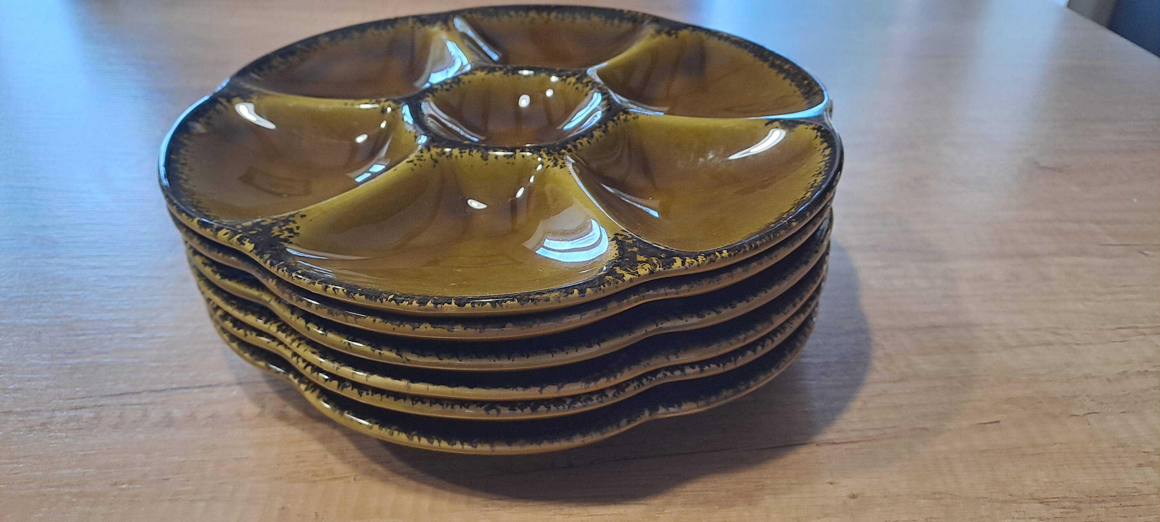 Gien earthenware oyster plates