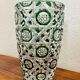Vase en verre vert par Val St Lambert Belgique