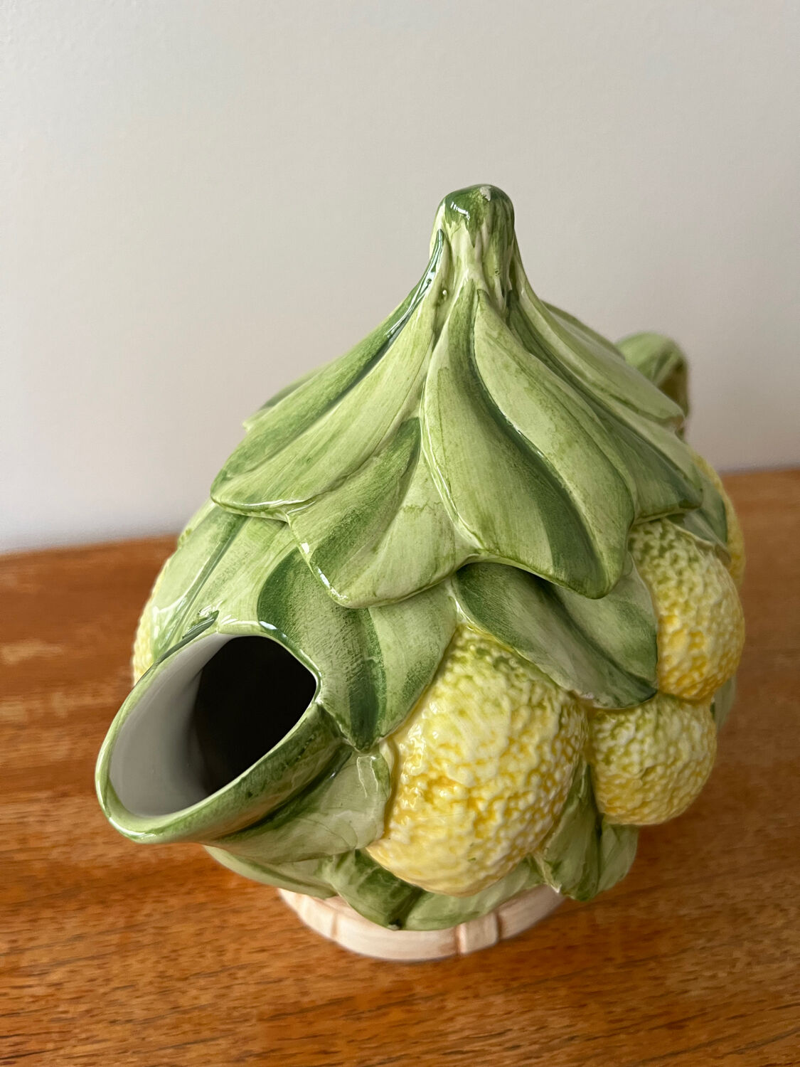 Teapot lemon pattern