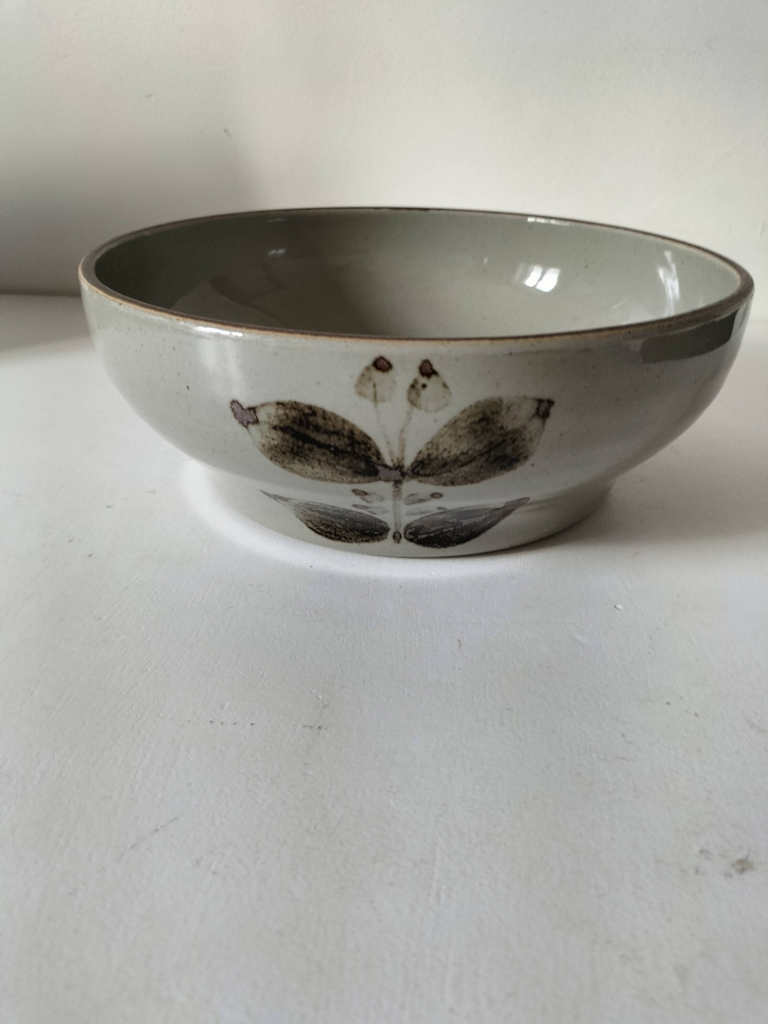 Arnon Stoneware Salad Bowl