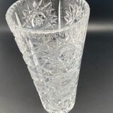 Vase en verre transparent ciselé