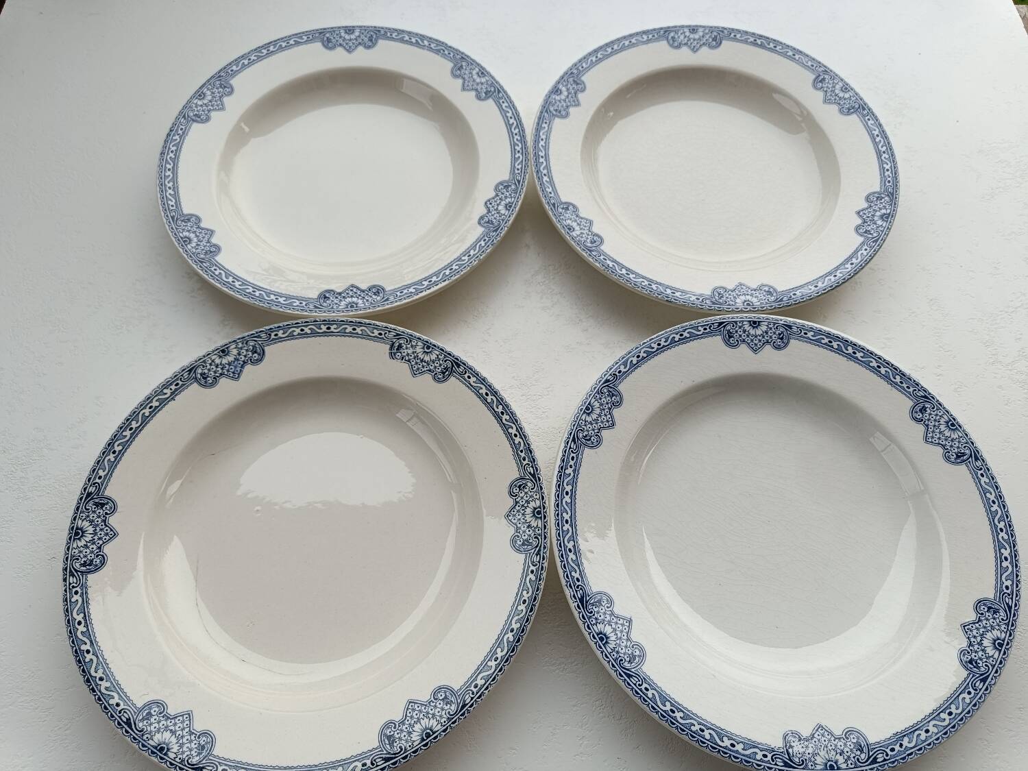Set of iron earth plates
