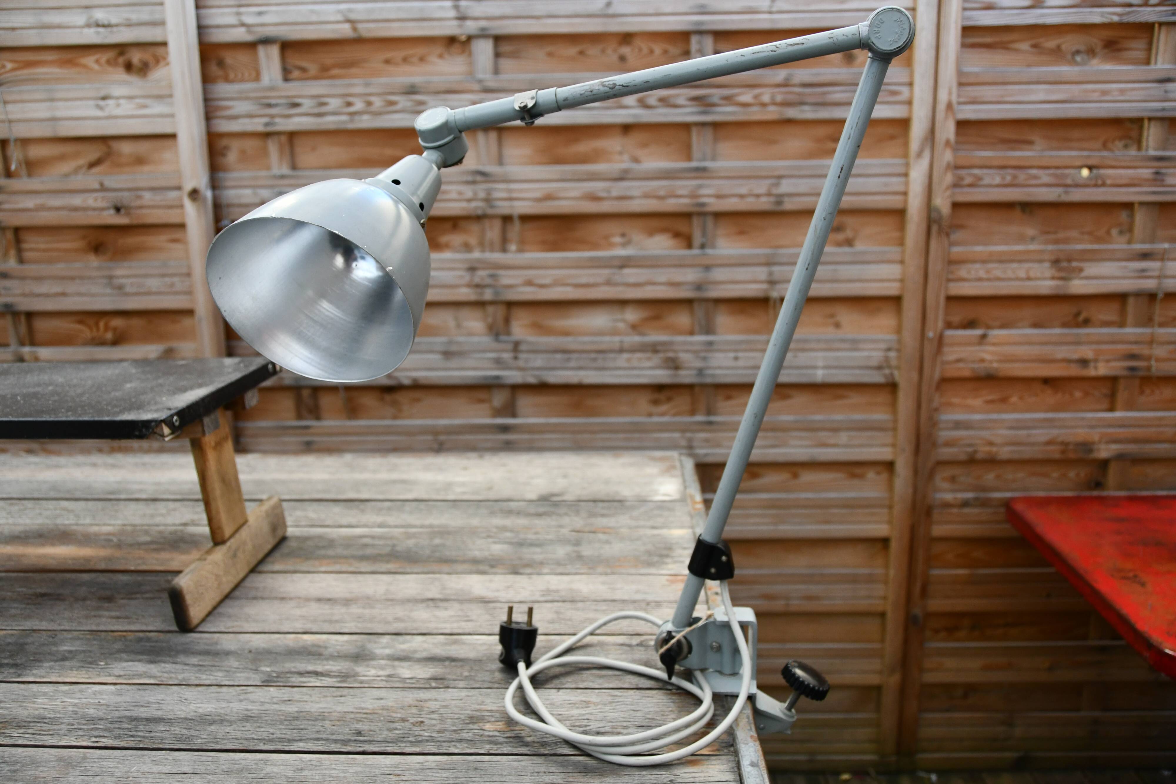 Old Midgard lamp type 113