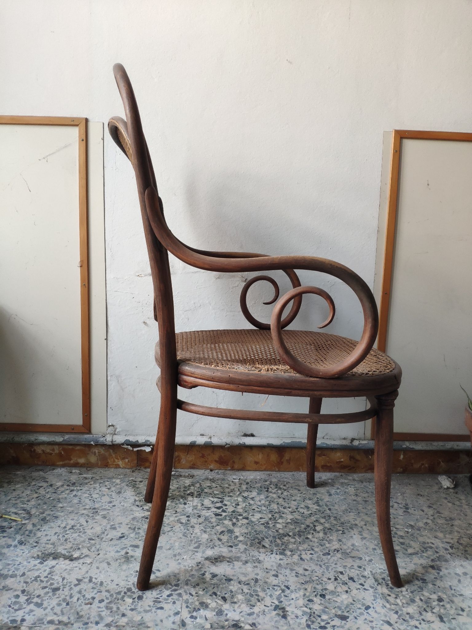 Thonet armchair nr 12 from 1861 ca