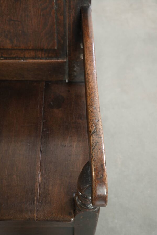 Banc en bois anglais ancien / banc de hall du début du XVIIIe siècle