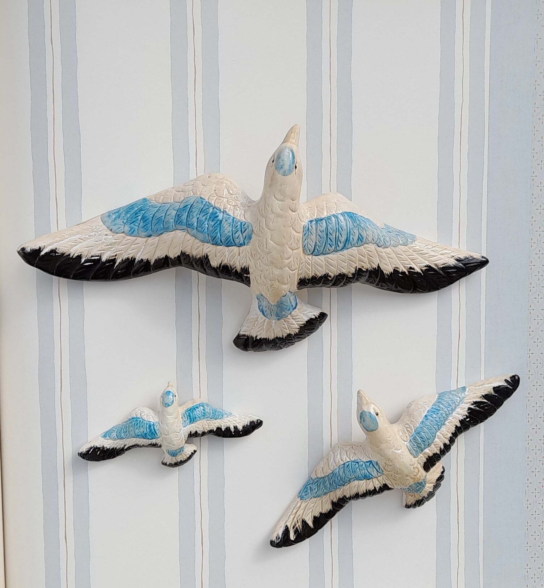 3 vintage ceramic birds