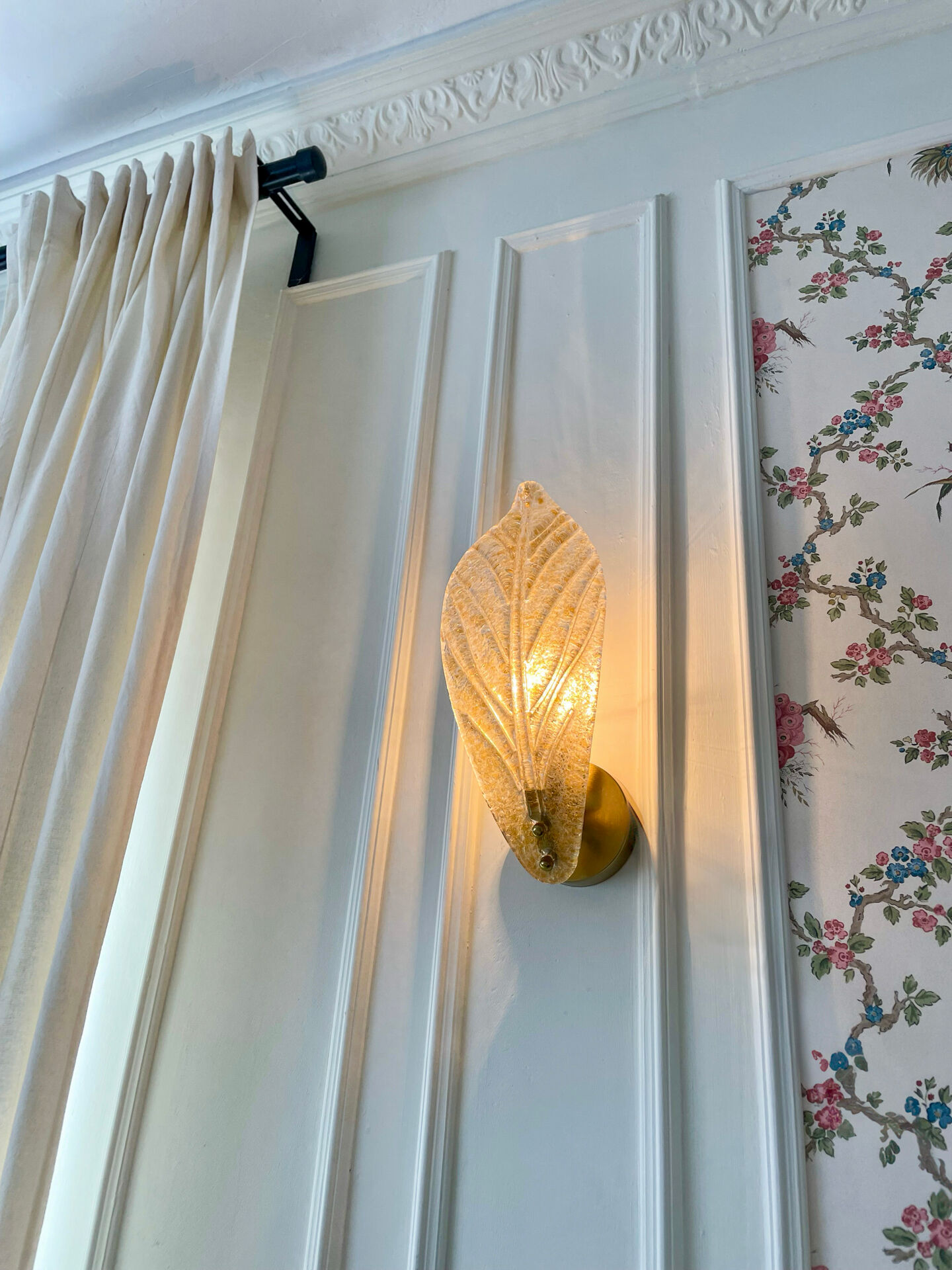 Amber Murano glass leaf wall light
