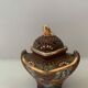 Vase and burn perfume Japanese porcelain tsatsuma