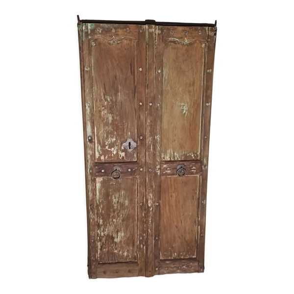 Porte ancienne en bois