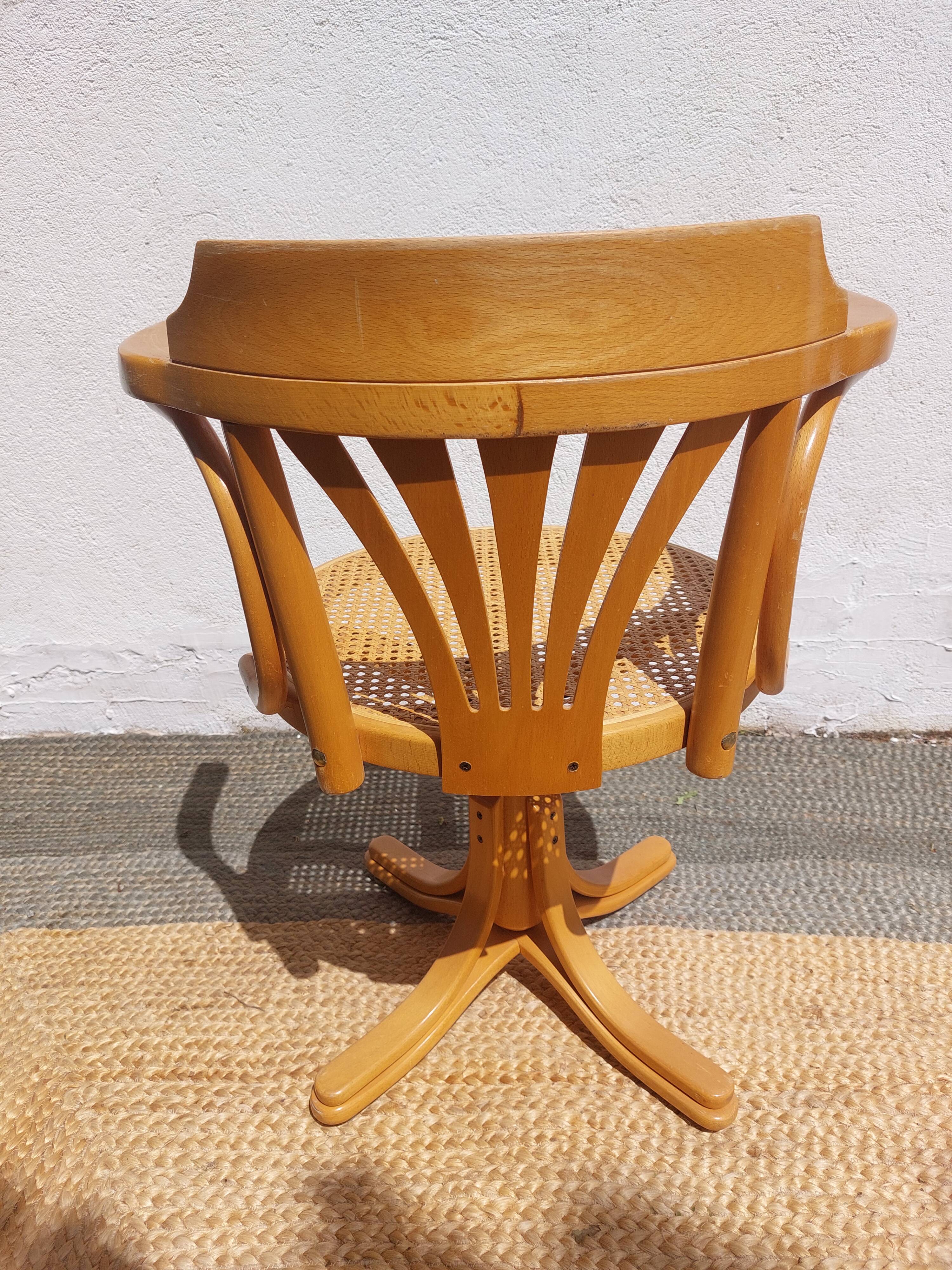 fauteuil tournant bois et cannage, vintage